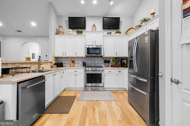 339 Southgate Drive, Locust Grove, GA 30248