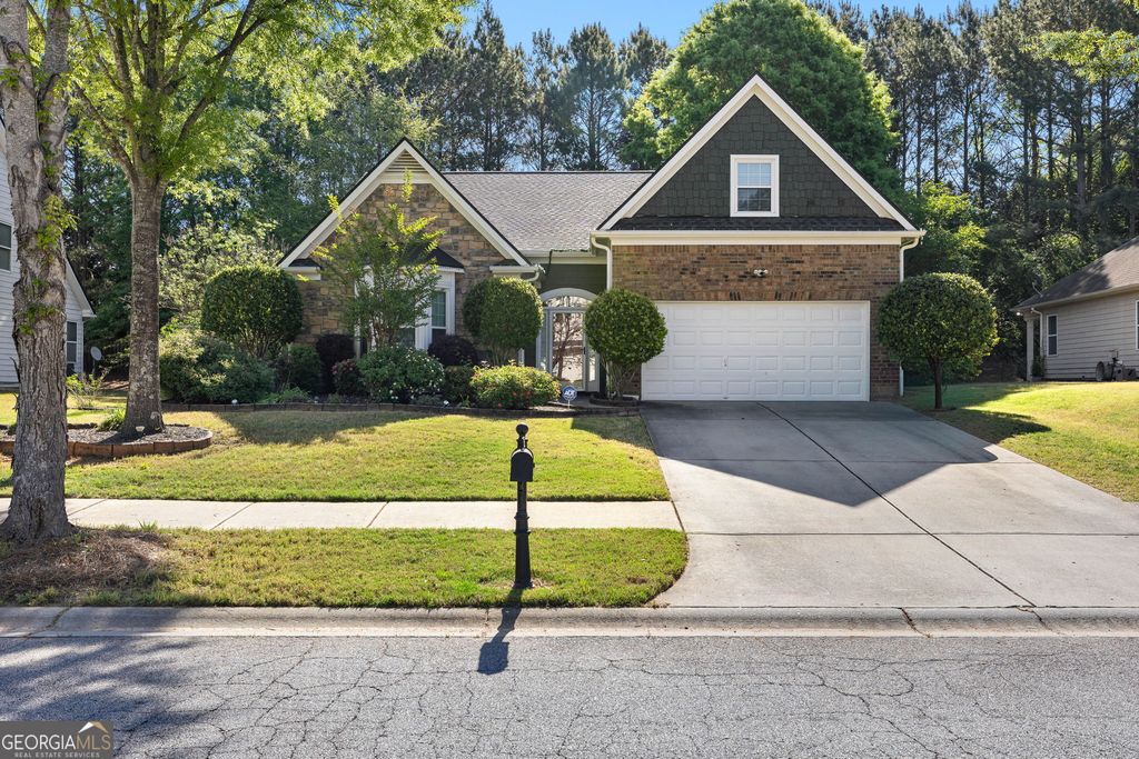 339 Southgate Drive, Locust Grove, GA 30248