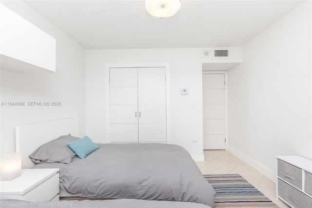 5555 Collins Ave 9U, Miami Beach, FL 33140