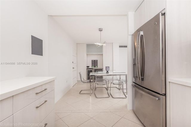 5555 Collins Ave 9U, Miami Beach, FL 33140