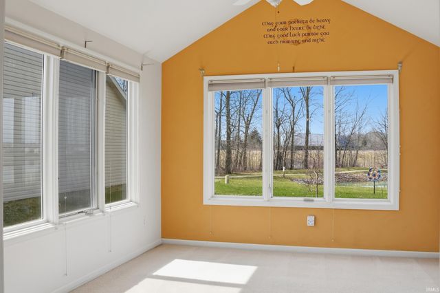 7519 Bowlander Way, Fort Wayne, IN 46835