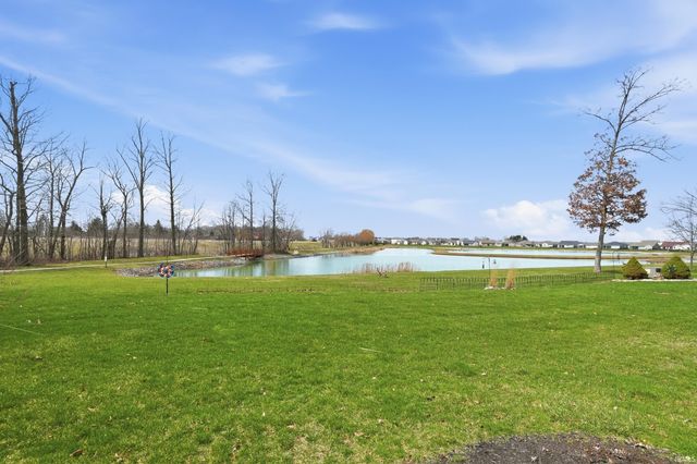 7519 Bowlander Way, Fort Wayne, IN 46835