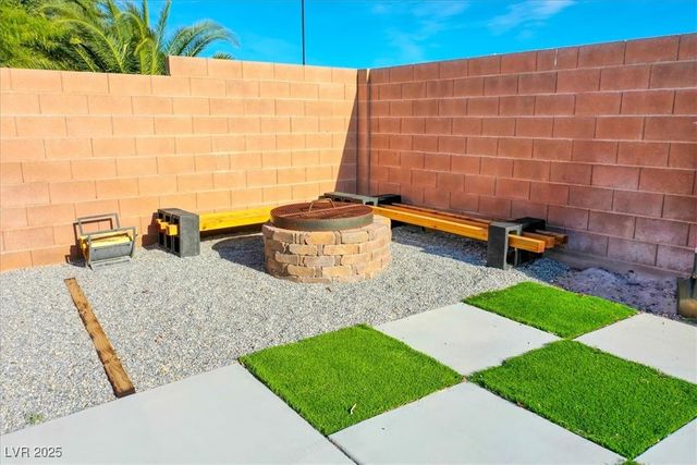 5859 Al Fresco Avenue, Pahrump, NV 89061