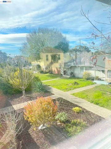 318 Cypress St D, Alameda, CA 94501