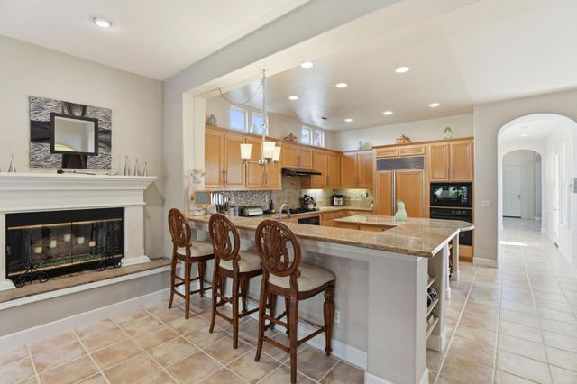 7521 Troon Court, Gilroy, CA 95020