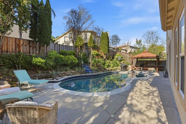 7521 Troon Court, Gilroy, CA 95020