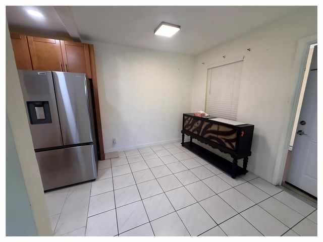 3071 NW 47th Terrace 319, Lauderdale Lakes, FL 33313