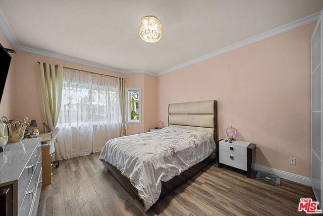 17914 Magnolia Boulevard 130, Los Angeles, CA 91316