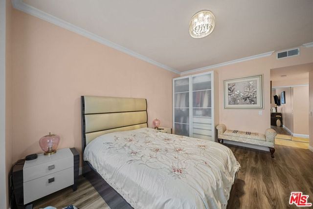 17914 Magnolia Boulevard 130, Los Angeles, CA 91316