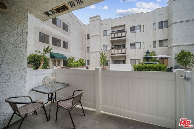 17914 Magnolia Boulevard 130, Los Angeles, CA 91316
