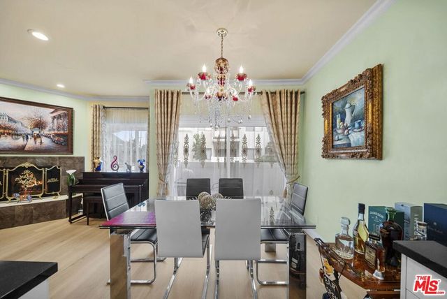 17914 Magnolia Boulevard 130, Los Angeles, CA 91316