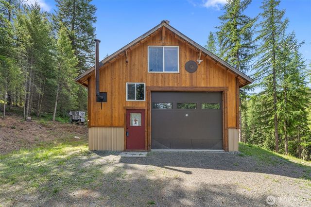 2017 Clugston Onion Creek Road, Colville, WA 99114