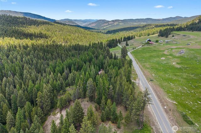 2017 Clugston Onion Creek Road, Colville, WA 99114
