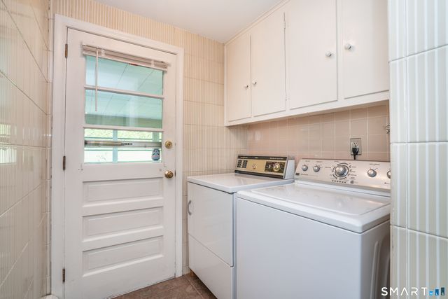 152 West Ridge Drive, West Hartford, CT 06117