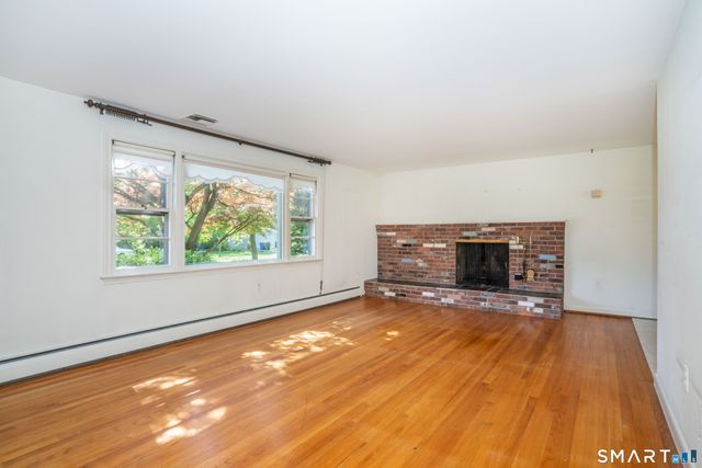 152 West Ridge Drive, West Hartford, CT 06117