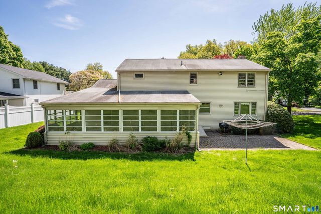 152 West Ridge Drive, West Hartford, CT 06117