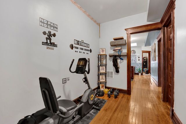 2714 W LEXINGTON Street, Chicago, IL 60612