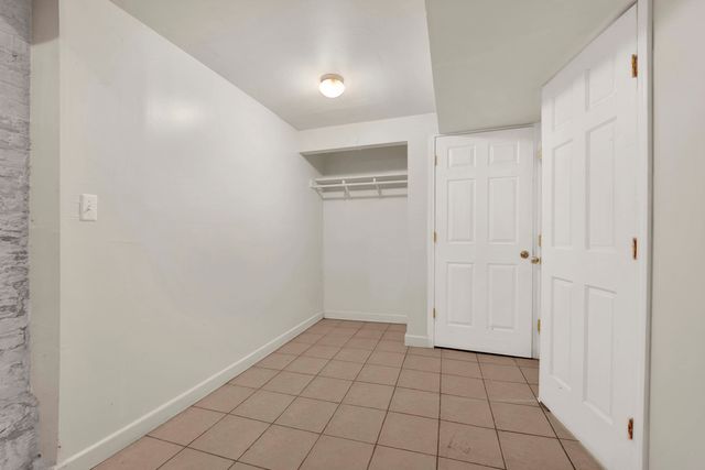 2714 W LEXINGTON Street, Chicago, IL 60612