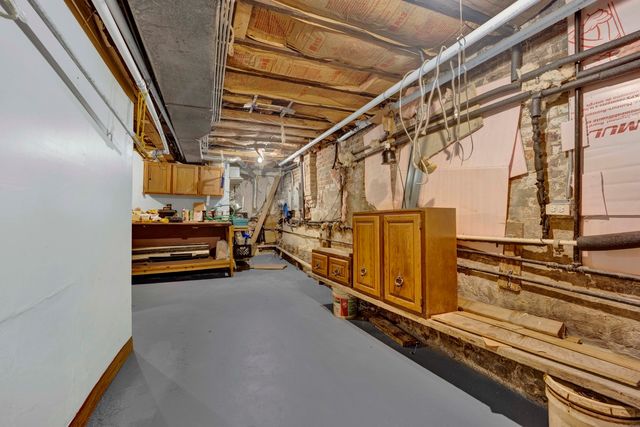 2714 W LEXINGTON Street, Chicago, IL 60612