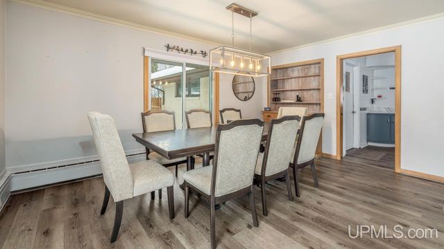 1400 W B Street, Iron Mountain, MI 49801