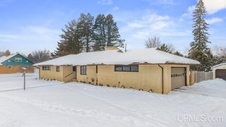 1400 W B Street, Iron Mountain, MI 49801