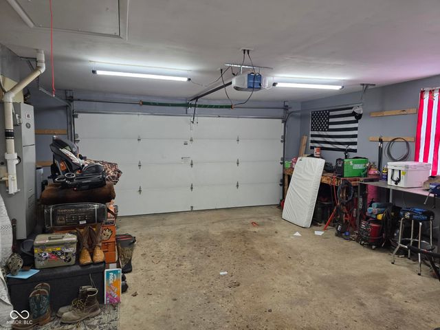 105 Willow Lane, Anderson, IN 46012