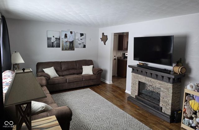 105 Willow Lane, Anderson, IN 46012