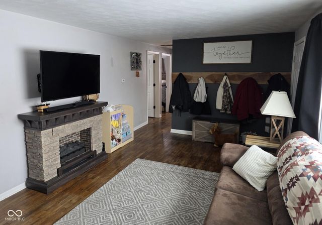 105 Willow Lane, Anderson, IN 46012