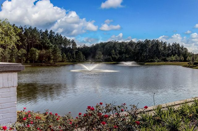 356 WATERFRONT Drive, St. Johns, FL 32259