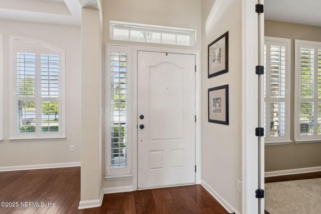 356 WATERFRONT Drive, St. Johns, FL 32259