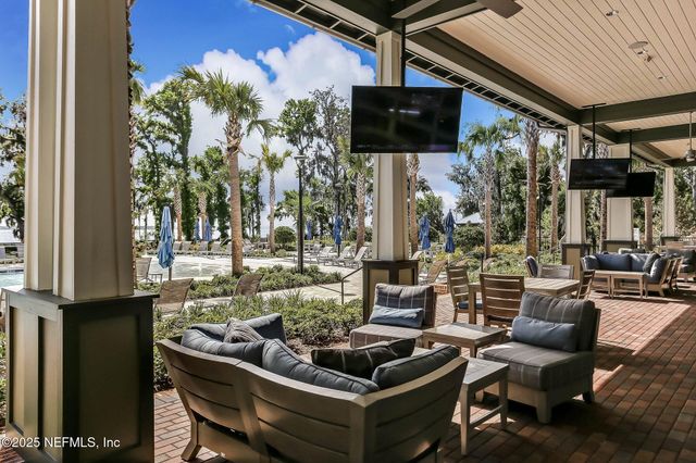 356 WATERFRONT Drive, St. Johns, FL 32259
