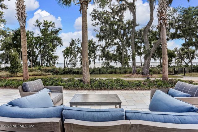 356 WATERFRONT Drive, St. Johns, FL 32259