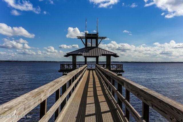 356 WATERFRONT Drive, St. Johns, FL 32259