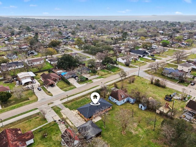 308 San Jacinto Street, La Porte, TX 77571