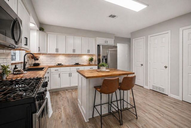 308 San Jacinto Street, La Porte, TX 77571