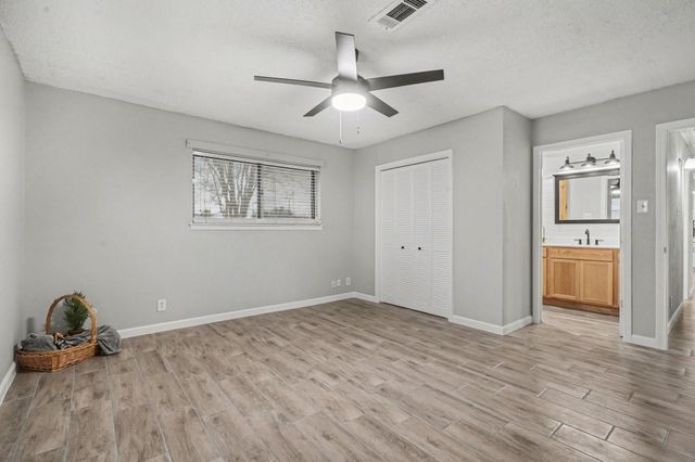 308 San Jacinto Street, La Porte, TX 77571