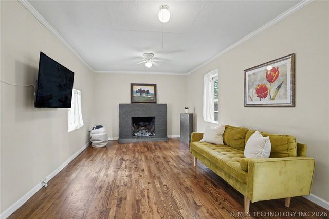 4223 S Madison Place, Tulsa, OK 74105