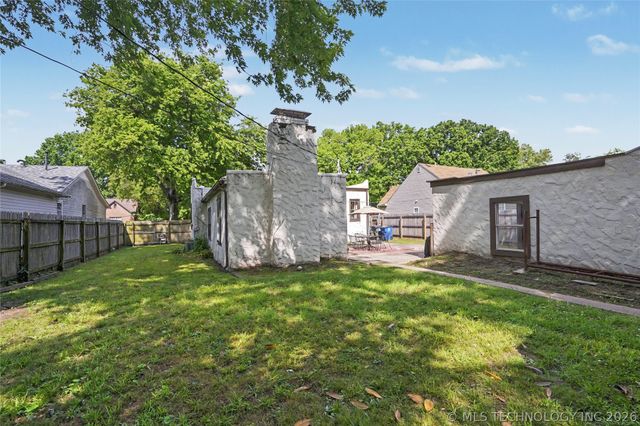 4223 S Madison Place, Tulsa, OK 74105