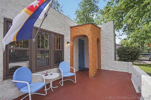 4223 S Madison Place, Tulsa, OK 74105