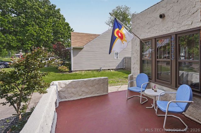 4223 S Madison Place, Tulsa, OK 74105