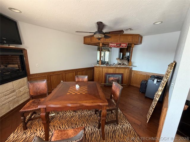 215 Murphy, Canadian, OK 74425