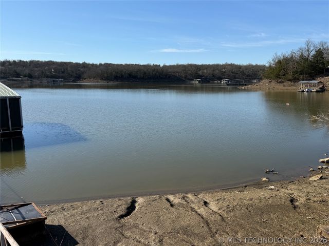 215 Murphy, Canadian, OK 74425