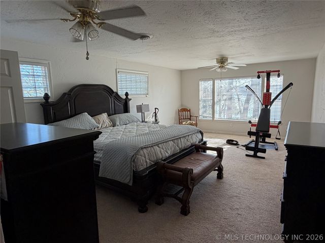 215 Murphy, Canadian, OK 74425