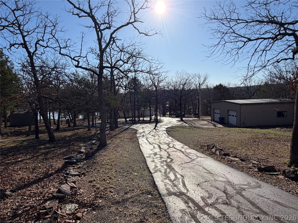 215 Murphy, Canadian, OK 74425