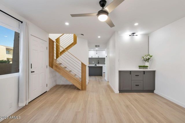 8055 E THOMAS Road E117, Scottsdale, AZ 85251