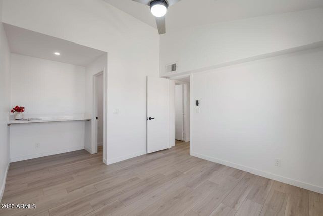 8055 E THOMAS Road E117, Scottsdale, AZ 85251