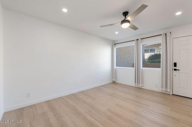 8055 E THOMAS Road E117, Scottsdale, AZ 85251