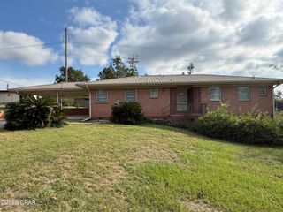 4291 6th Avenue, Marianna, FL 32446