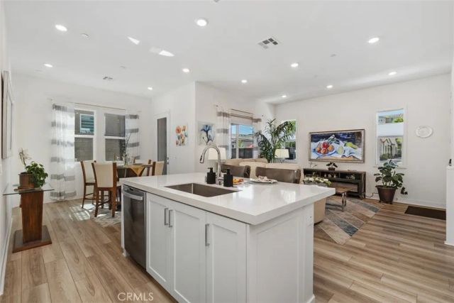 888 Sunrise Road, Rancho Mission Viejo, CA 92694