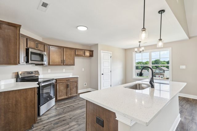 794 Carrillo Dr, Clarksville, TN 37040